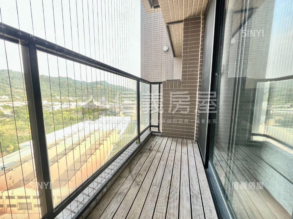總太青境次頂樓三房平車房屋室內格局與周邊環境