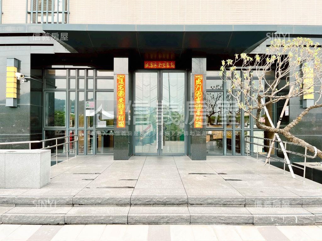 總太青境次頂樓三房平車房屋室內格局與周邊環境