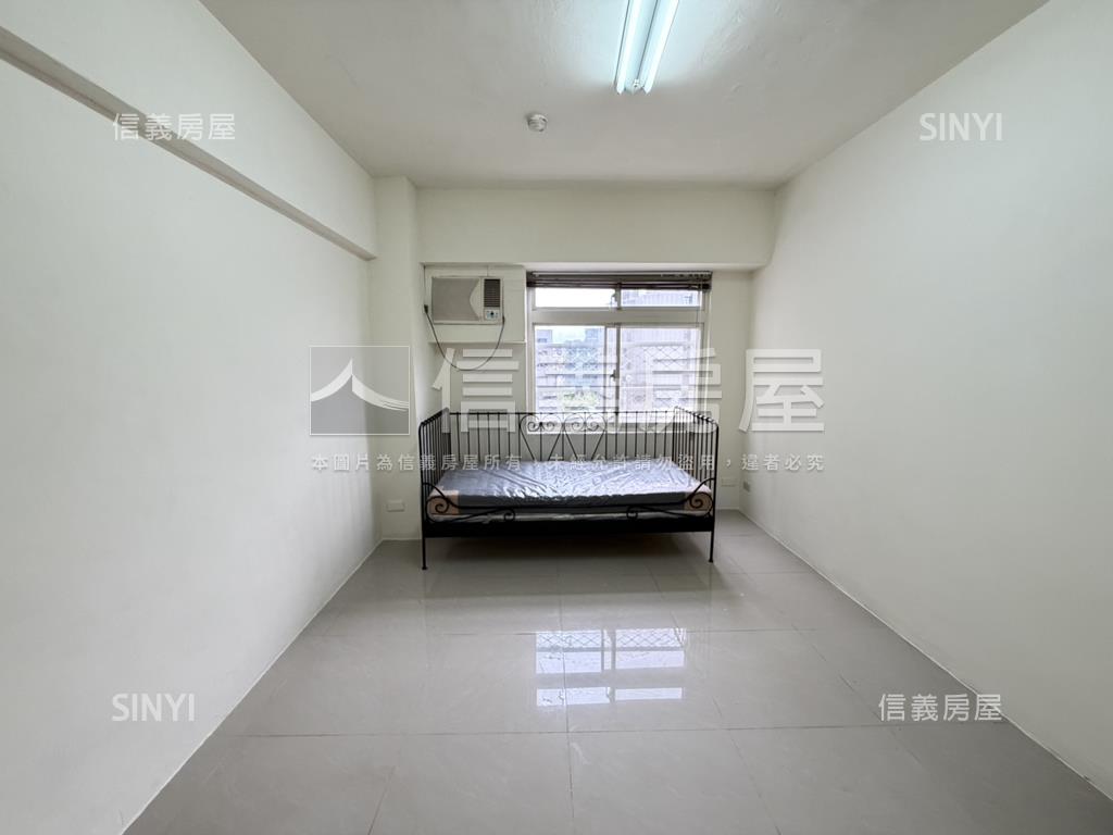 鴻福大廈高樓邊間採光宅房屋室內格局與周邊環境