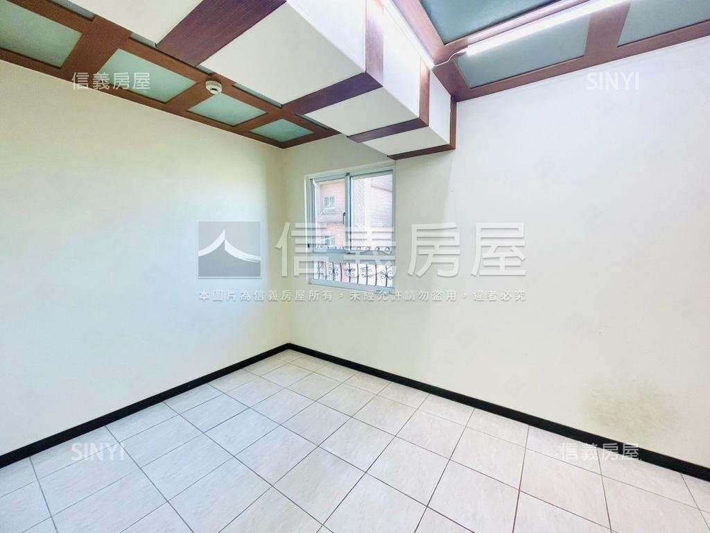 中央大道方正三房車位房屋室內格局與周邊環境