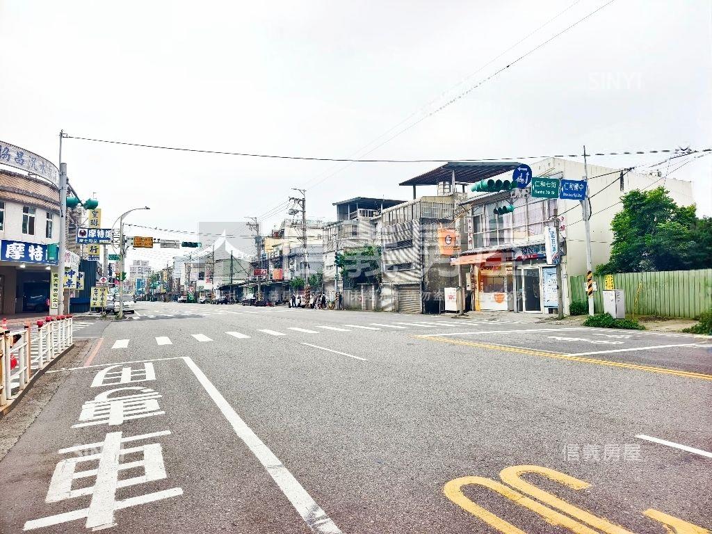埔頂員林路店效收租雙透天房屋室內格局與周邊環境