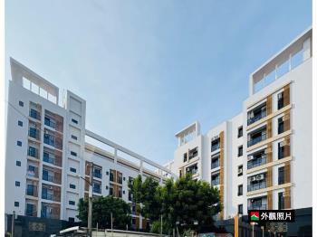 近南科次頂樓三房有車位