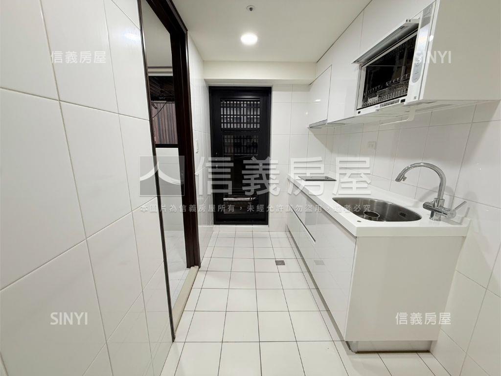 海洋都心３小資必備房屋室內格局與周邊環境