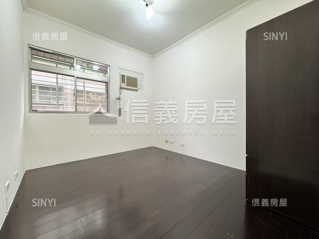 泰隆麗都２房車位房屋室內格局與周邊環境