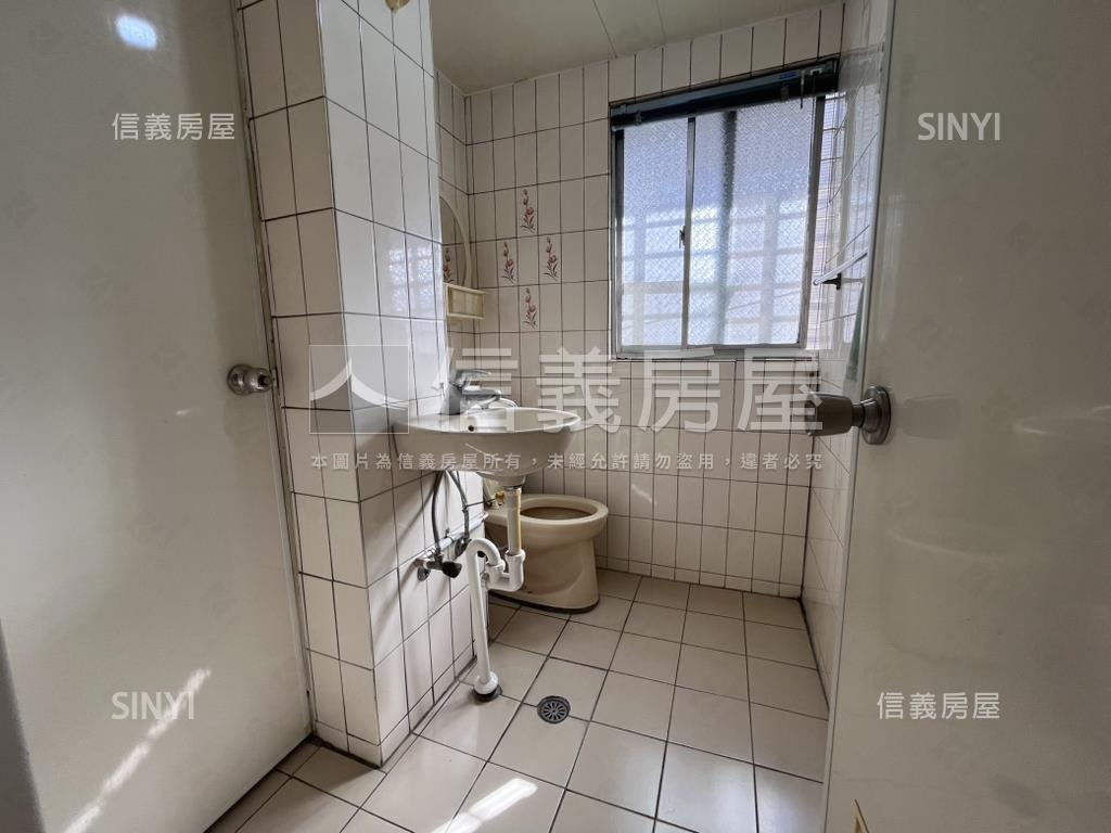 南京復興３面採光３樓好宅房屋室內格局與周邊環境