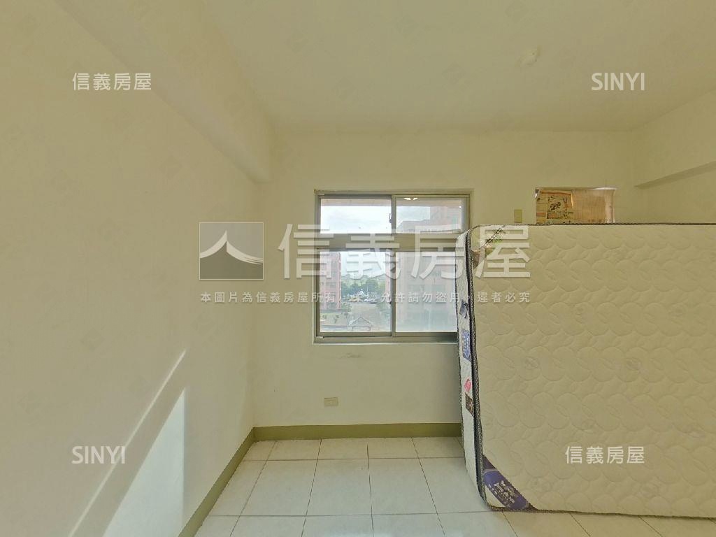 近鹿基精緻三房平車房屋室內格局與周邊環境