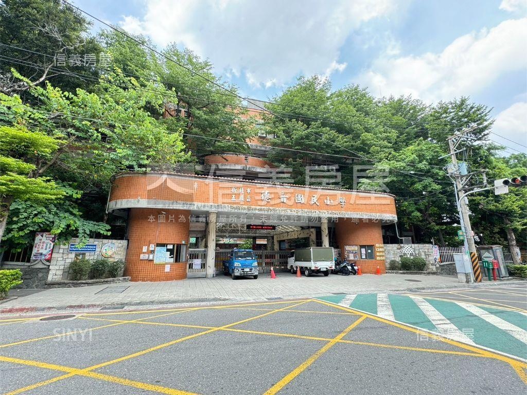 盛溪三房車位房屋室內格局與周邊環境