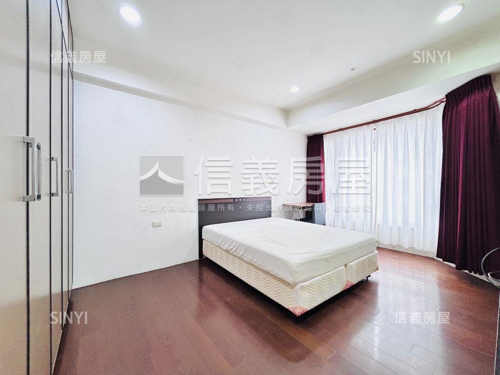 風尚２期高樓３房車位房屋室內格局與周邊環境