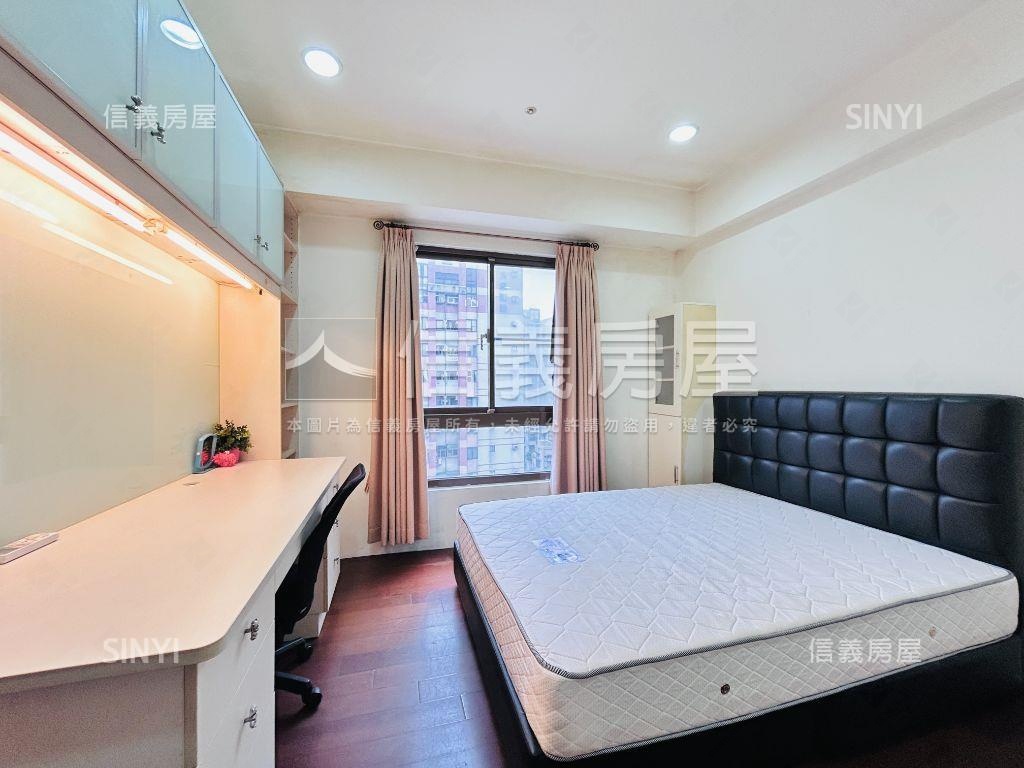 風尚２期高樓３房車位房屋室內格局與周邊環境