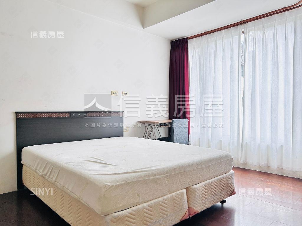 風尚２期高樓３房車位房屋室內格局與周邊環境