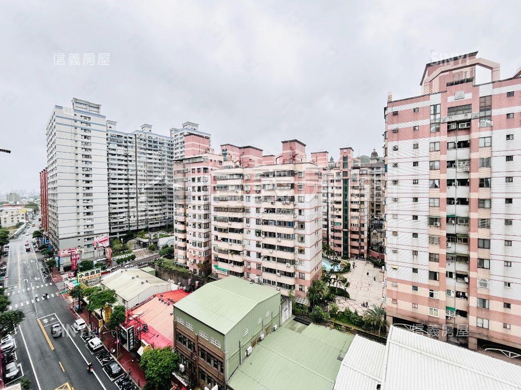 風尚２期高樓３房車位房屋室內格局與周邊環境