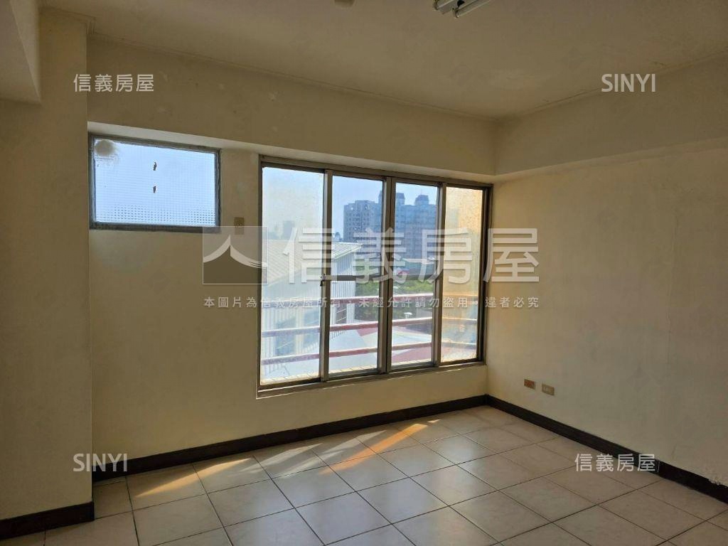 國資圖五權站好宅房屋室內格局與周邊環境