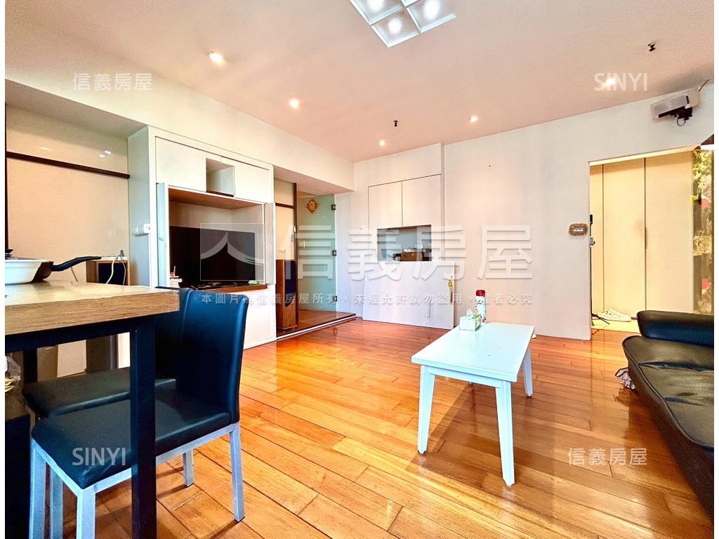 首長寶座｜高樓景觀宅房屋室內格局與周邊環境