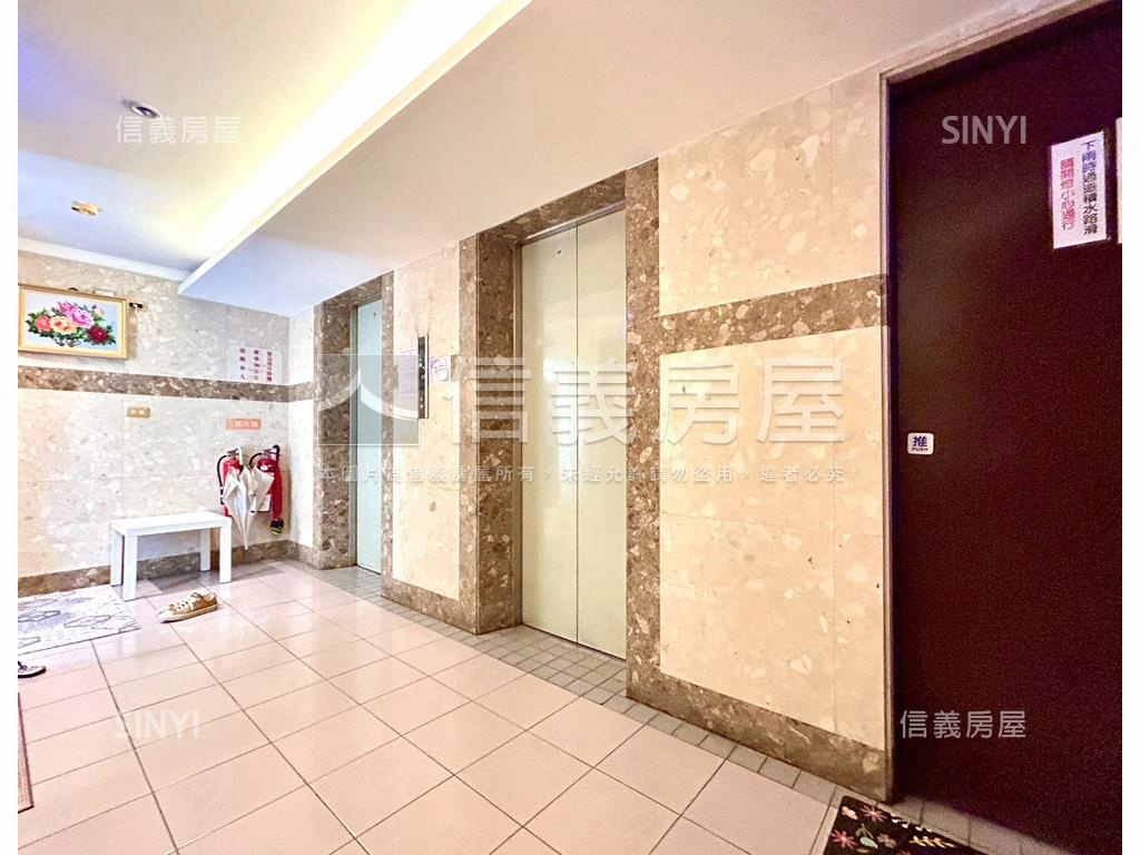 首長寶座｜高樓景觀宅房屋室內格局與周邊環境