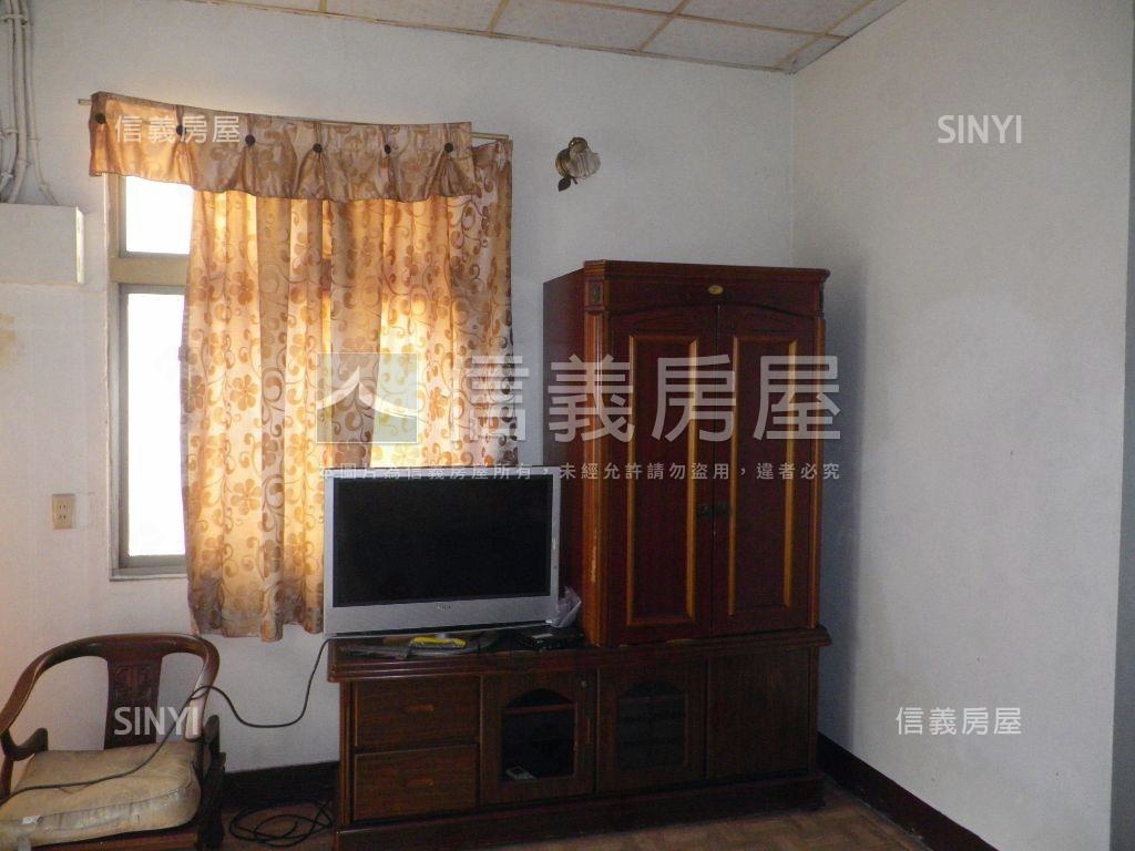 復興中正邊間透店房屋室內格局與周邊環境