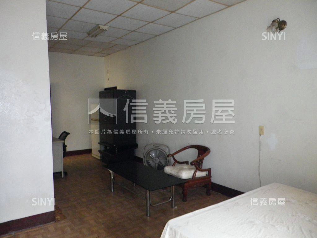 復興中正邊間透店房屋室內格局與周邊環境