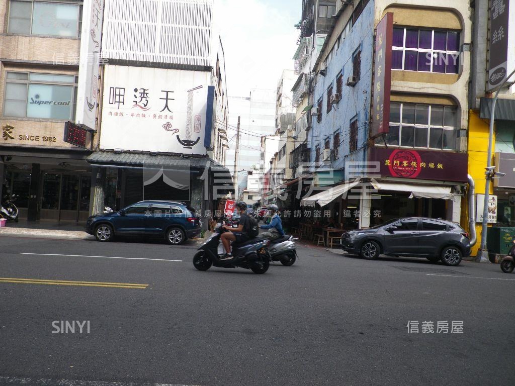 復興中正邊間透店房屋室內格局與周邊環境