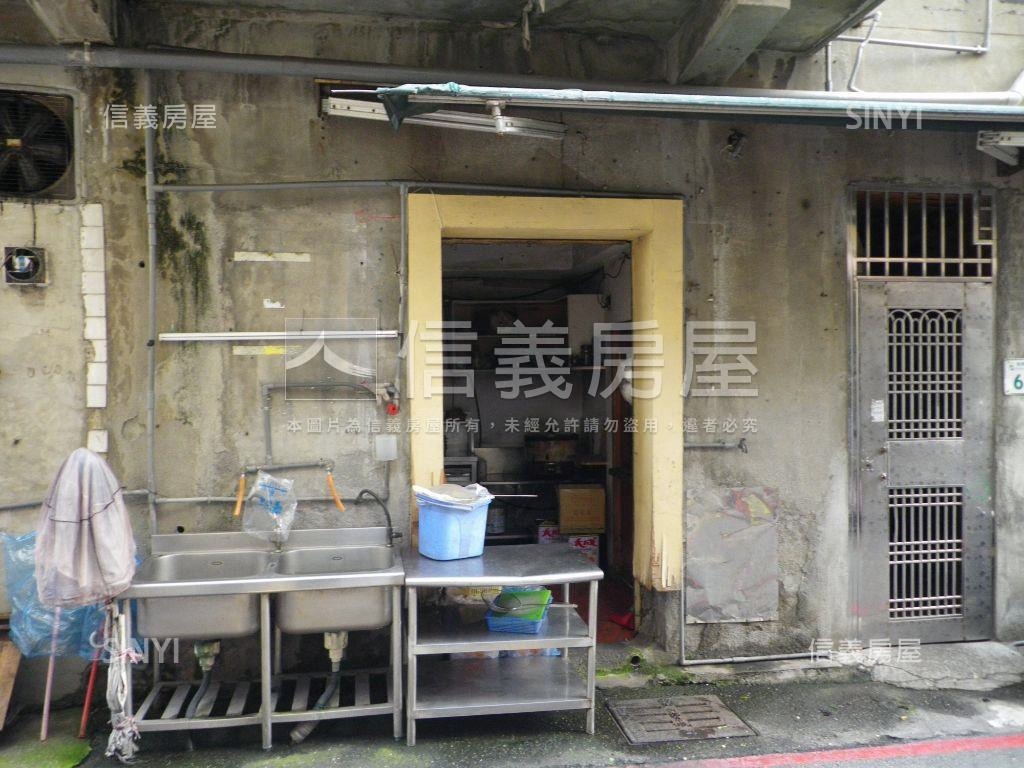 復興中正邊間透店房屋室內格局與周邊環境