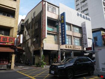 復興中正邊間透店