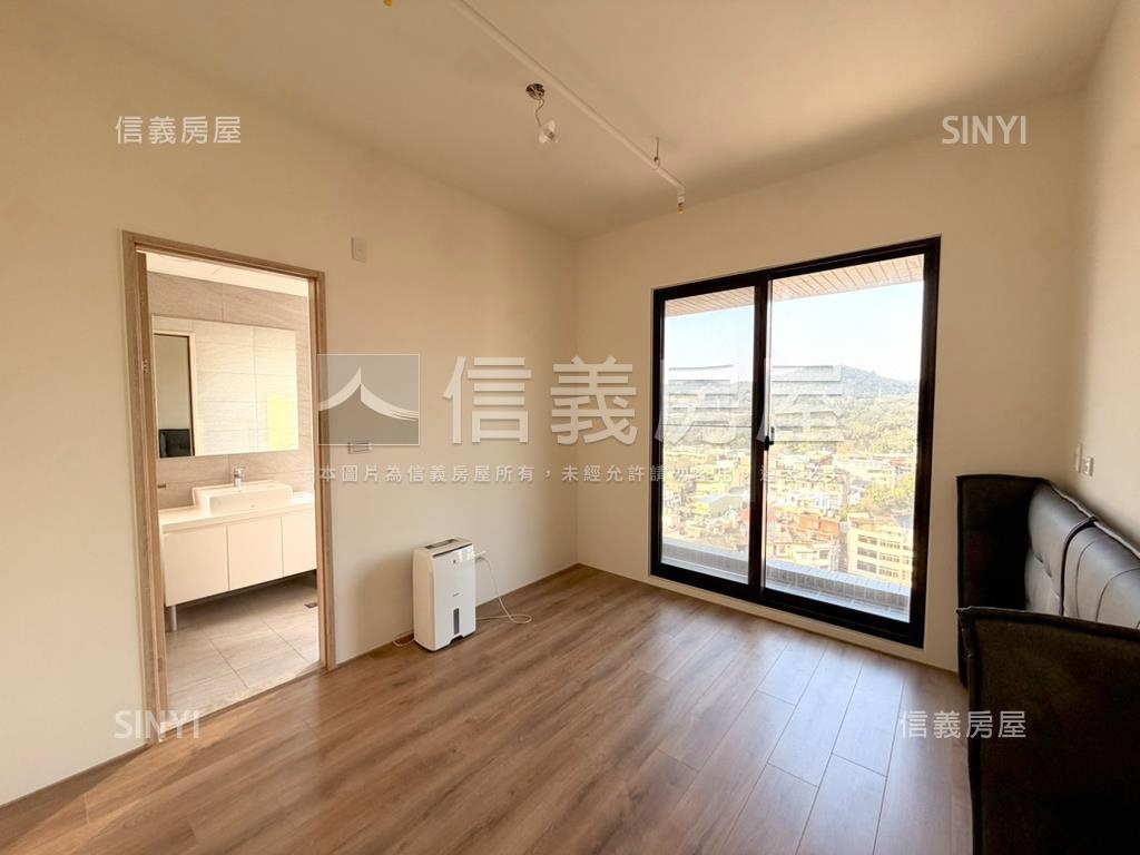 美麗華桔柿邊間美三房房屋室內格局與周邊環境