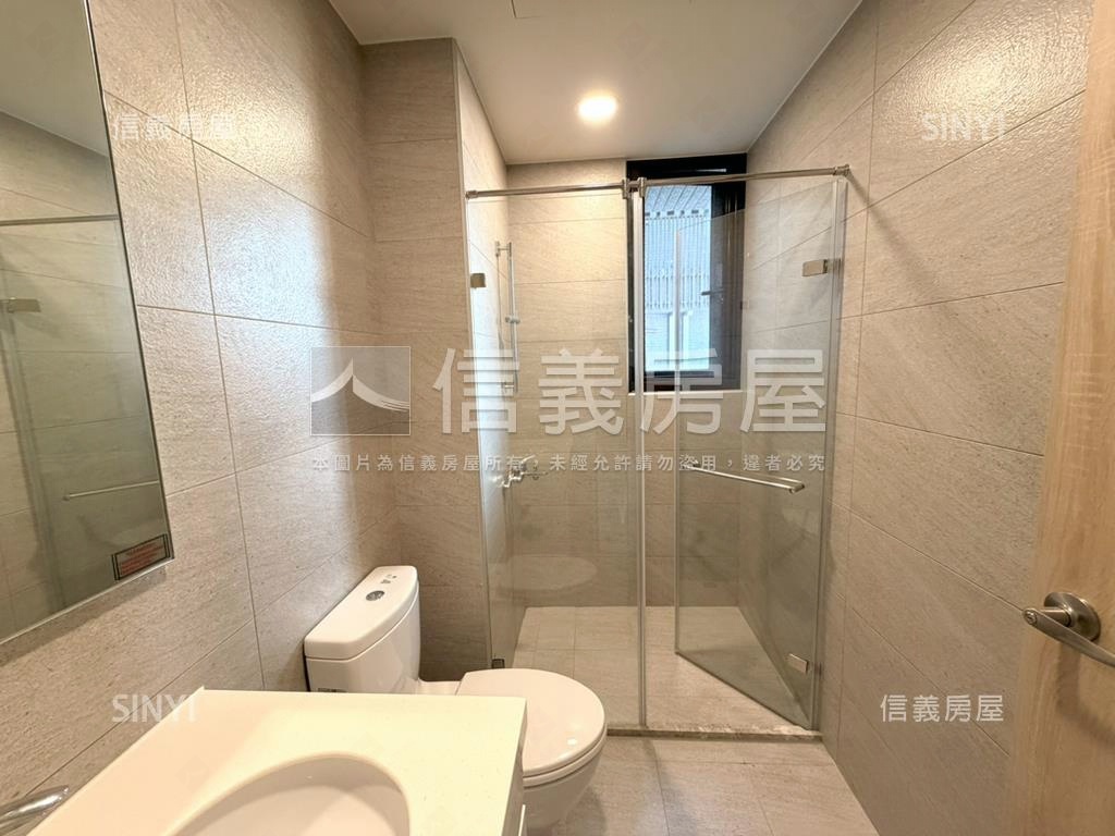 美麗華桔柿邊間美三房房屋室內格局與周邊環境