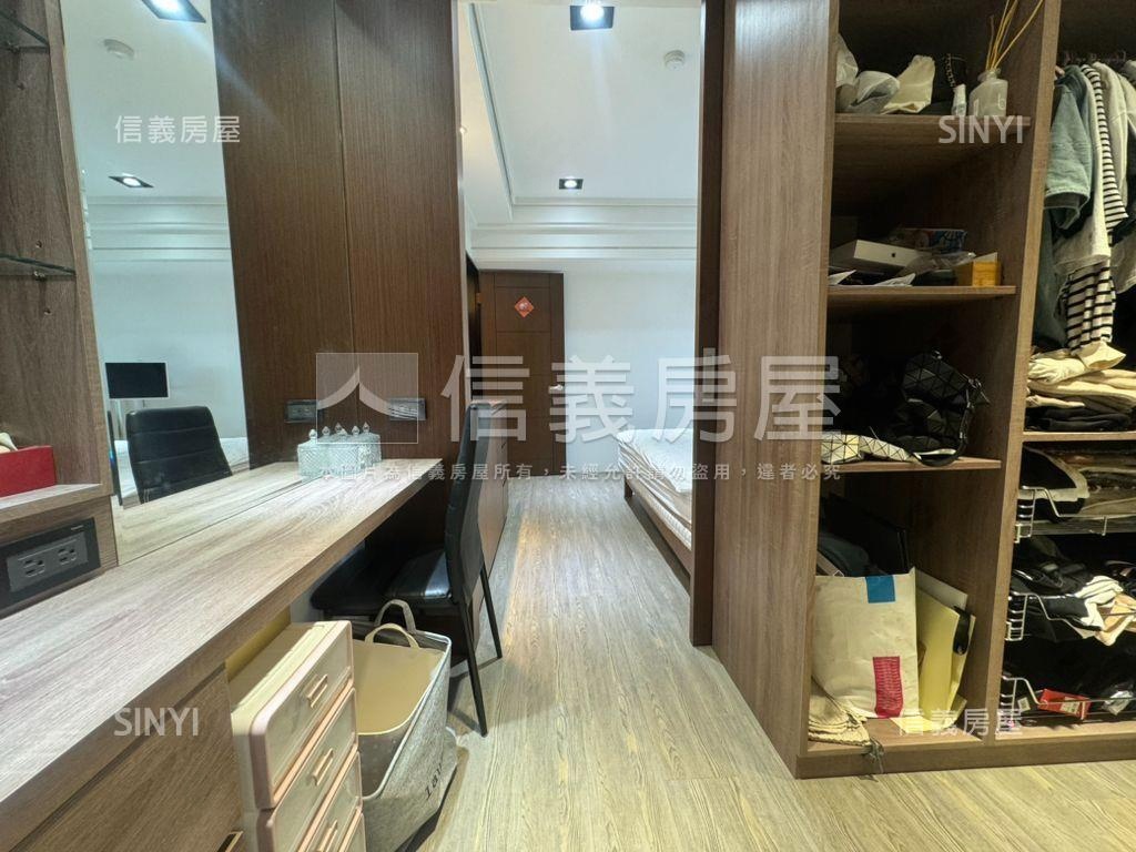 前金亞灣大三房雙平車豪邸房屋室內格局與周邊環境