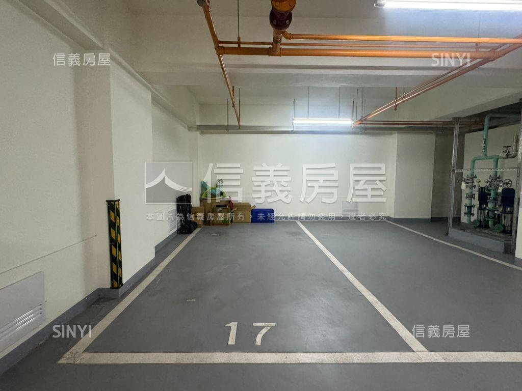 前金亞灣大三房雙平車豪邸房屋室內格局與周邊環境