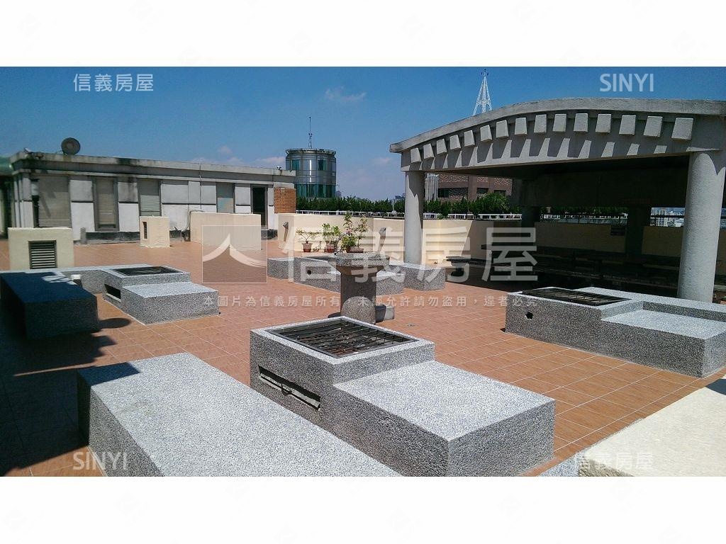 專任鄉林法國四房雙平車房屋室內格局與周邊環境