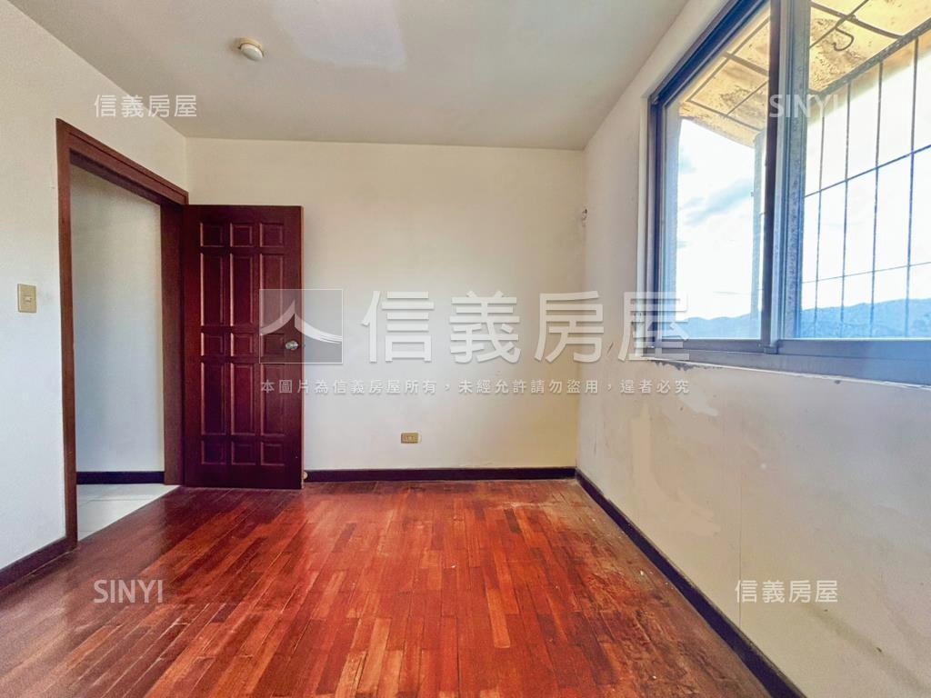 風光旖旎●景觀四房摘星樓房屋室內格局與周邊環境