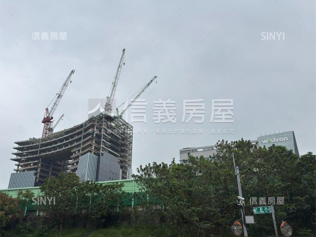 大任卓越無限視野ＡＩ三房房屋室內格局與周邊環境