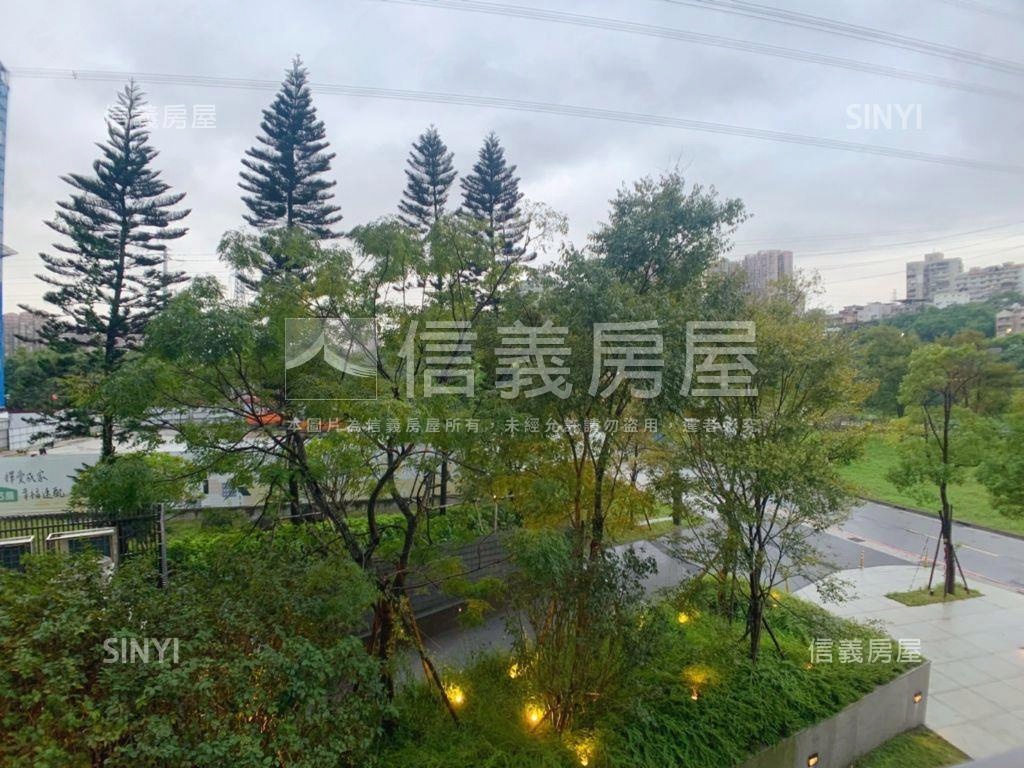 半島稀有１房房屋室內格局與周邊環境