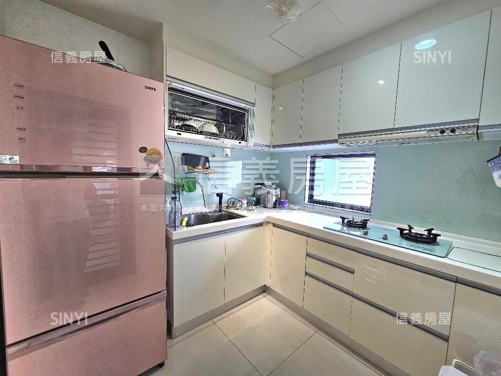 澄品硯二期質感三房房屋室內格局與周邊環境