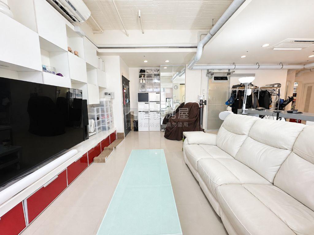 坤山人本大坪數美屋房屋室內格局與周邊環境