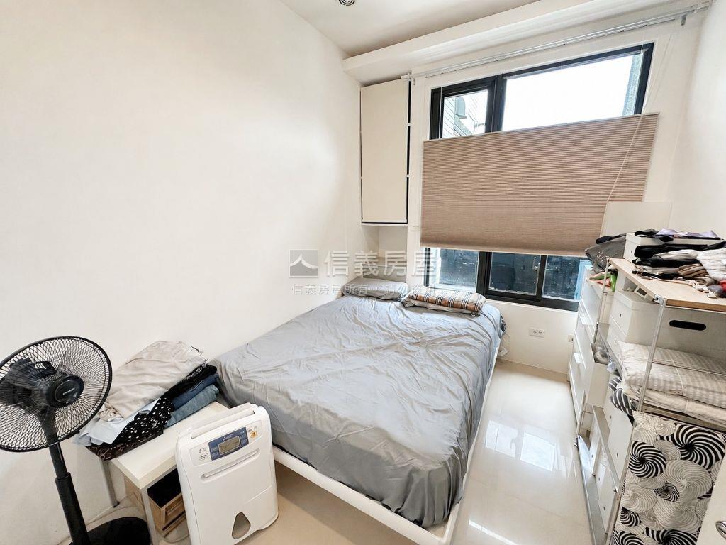坤山人本大坪數美屋房屋室內格局與周邊環境