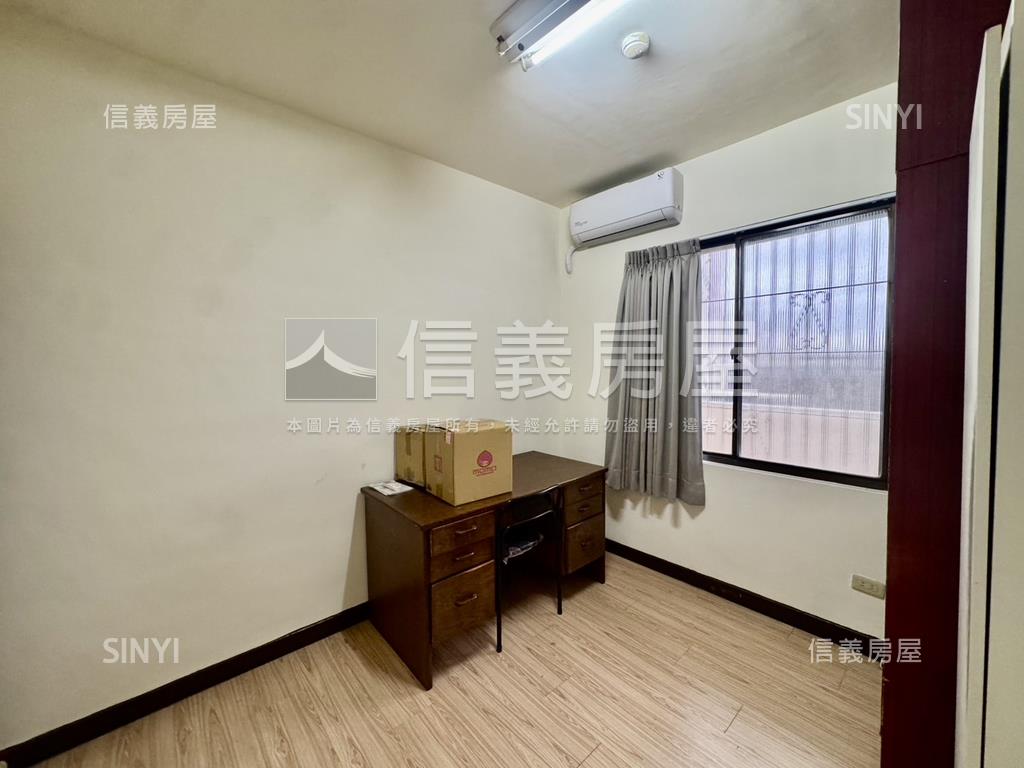 台企後棟萬芳捷運電梯三房房屋室內格局與周邊環境