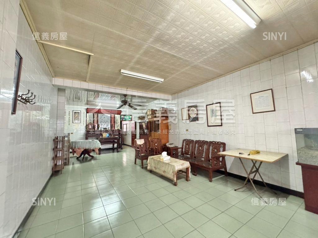 來看唷～塗城路金爍爍店面房屋室內格局與周邊環境