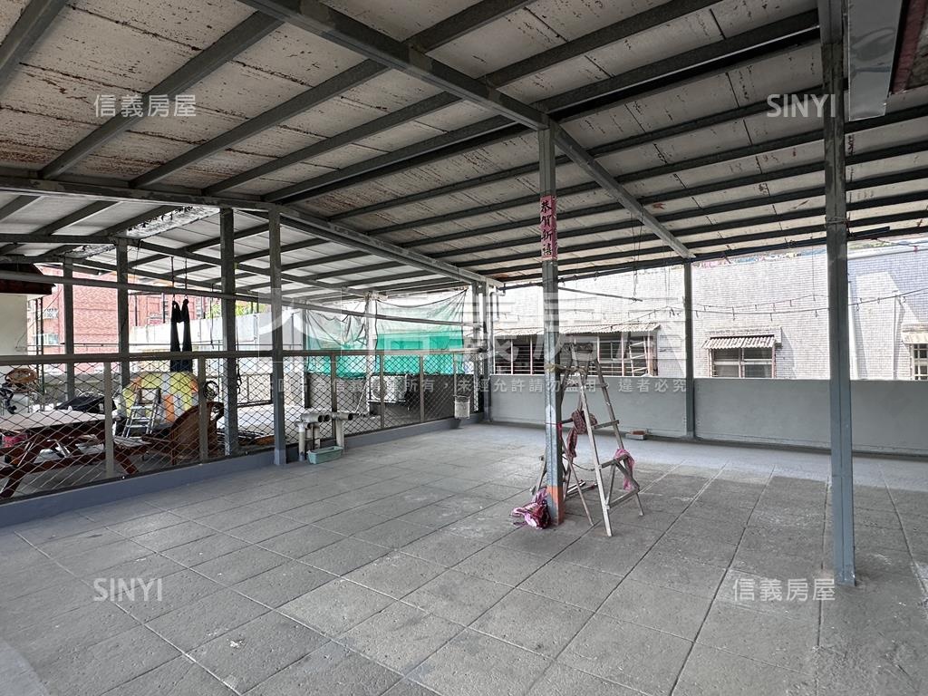 稀有三房公寓房屋室內格局與周邊環境