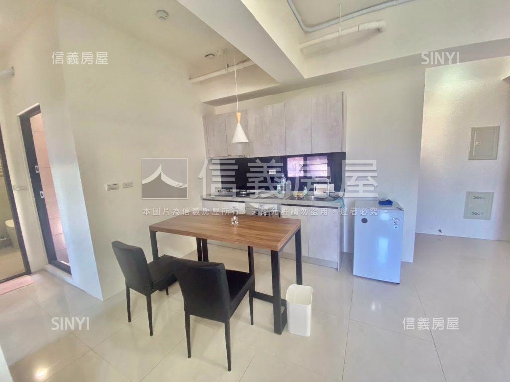 宏台松御二房機上車位房屋室內格局與周邊環境