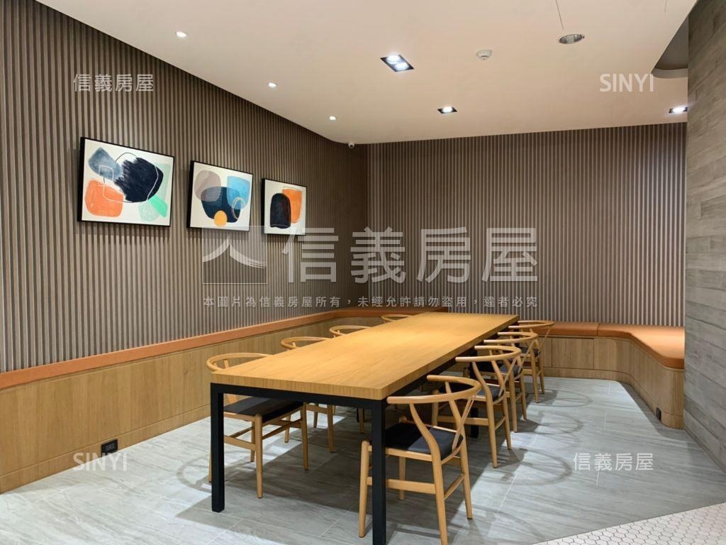 宏台松御二房機上車位房屋室內格局與周邊環境