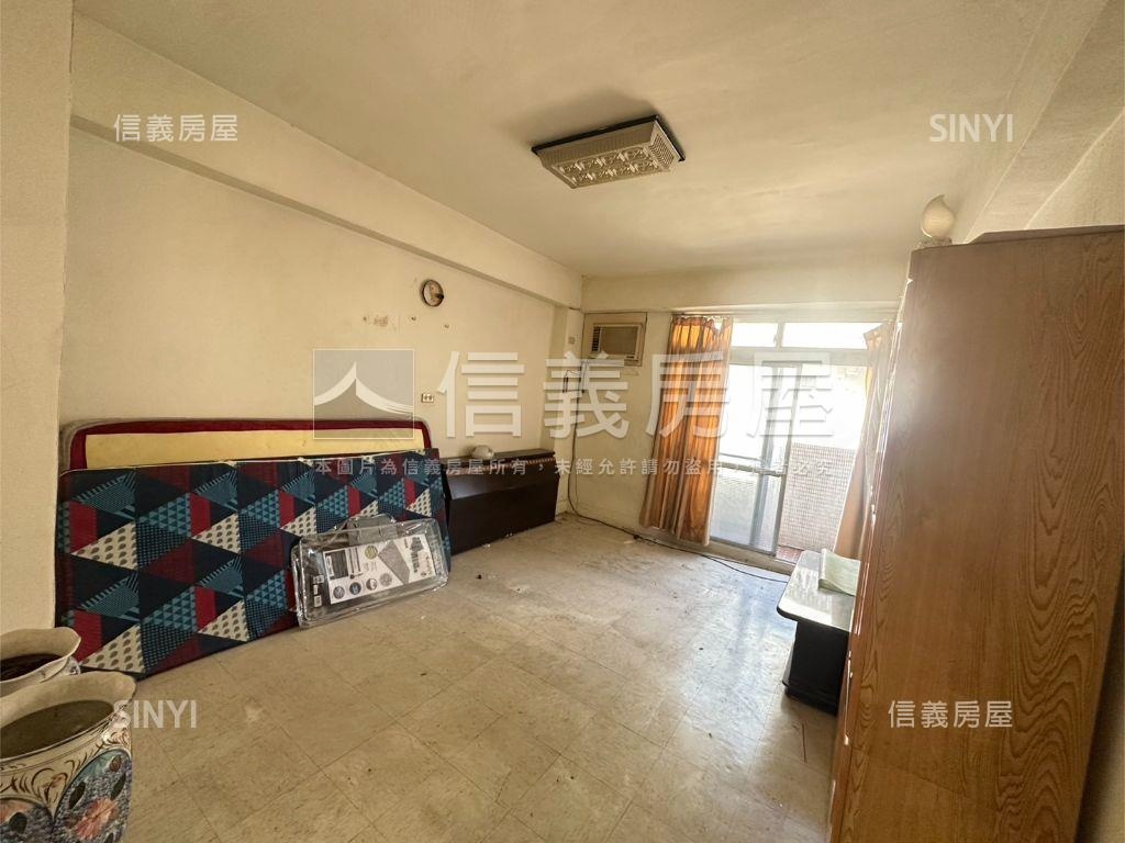 北區育德園道大三房四陽台房屋室內格局與周邊環境