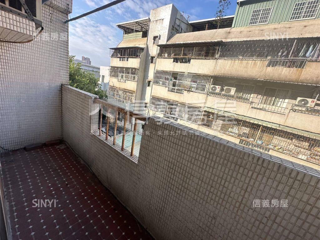 北區育德園道大三房四陽台房屋室內格局與周邊環境