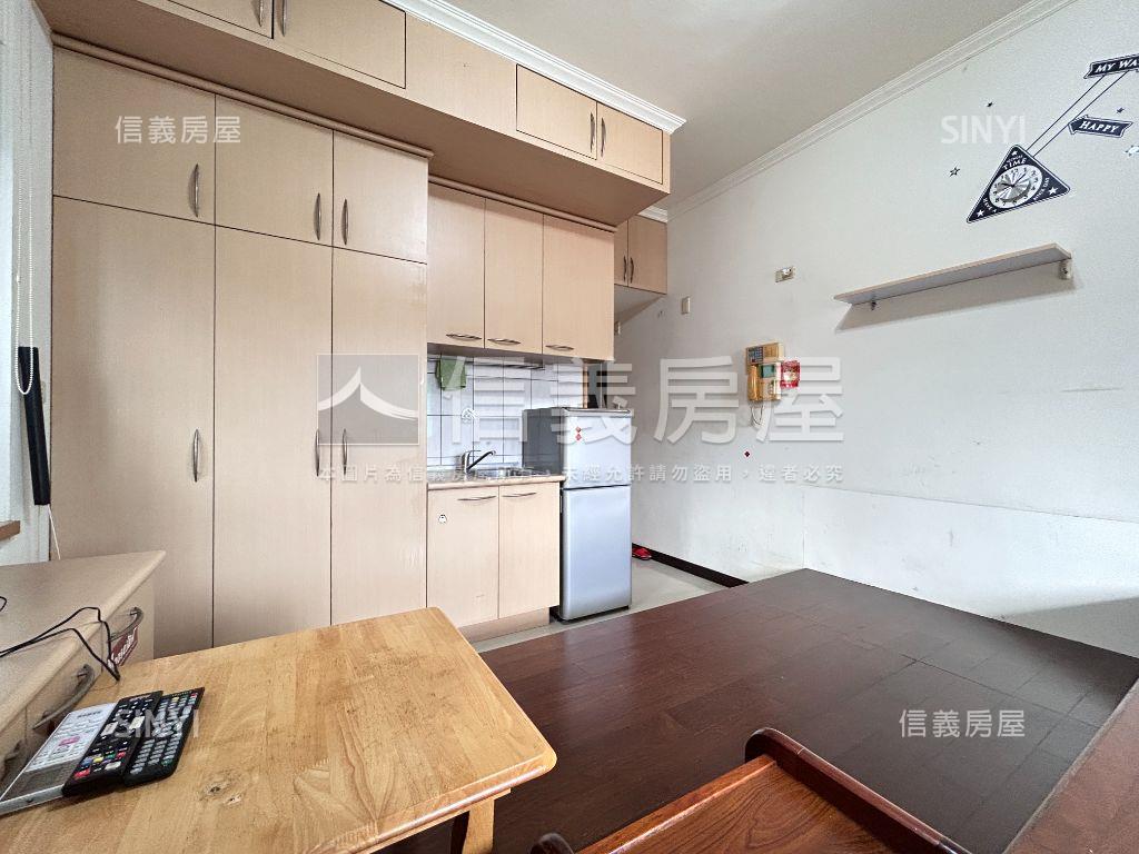 地球村邊間美宅房屋室內格局與周邊環境