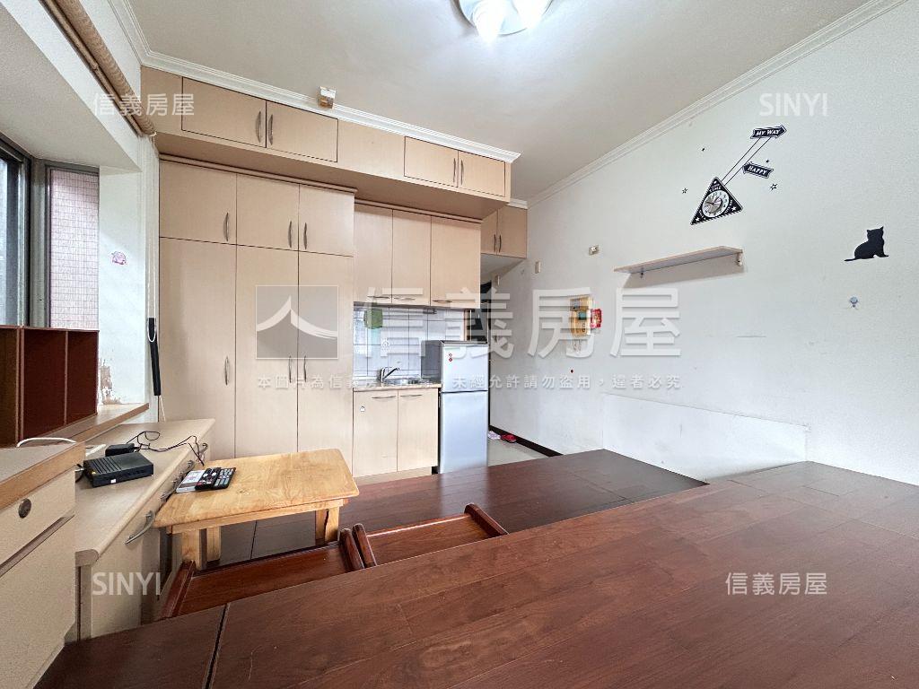 地球村邊間美宅房屋室內格局與周邊環境