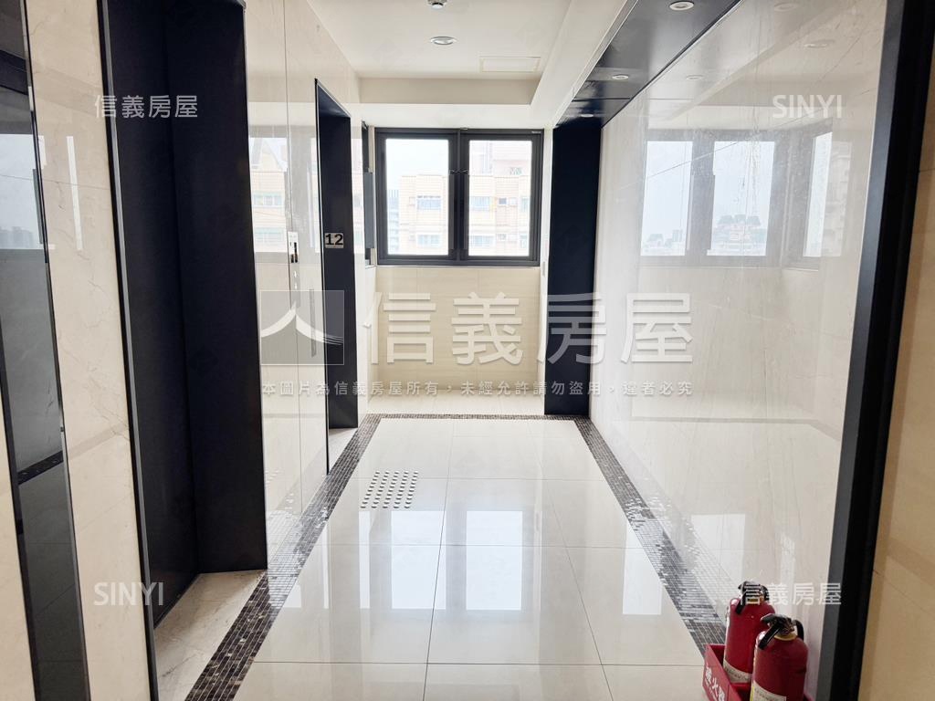 晴天樹高樓兩房兩衛附平車房屋室內格局與周邊環境