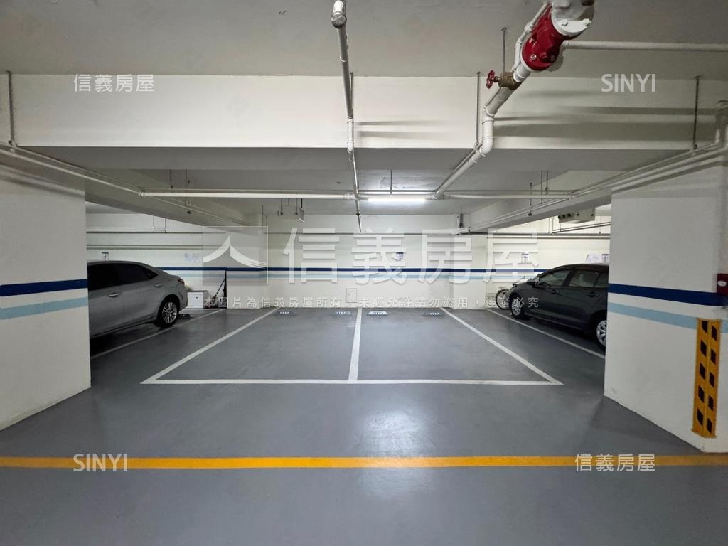 晴天樹高樓兩房兩衛附平車房屋室內格局與周邊環境