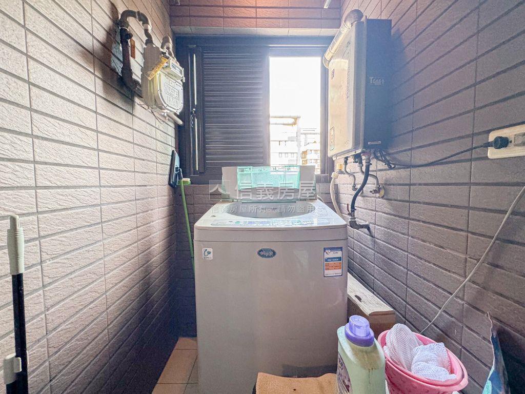 佳泰樂薇高樓採光小資美宅房屋室內格局與周邊環境