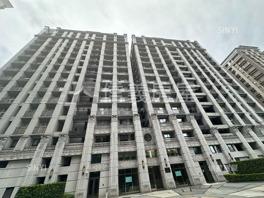 璀璨之都‧店面金雞母房屋室內格局與周邊環境