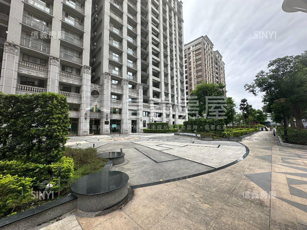 璀璨之都‧店面金雞母房屋室內格局與周邊環境
