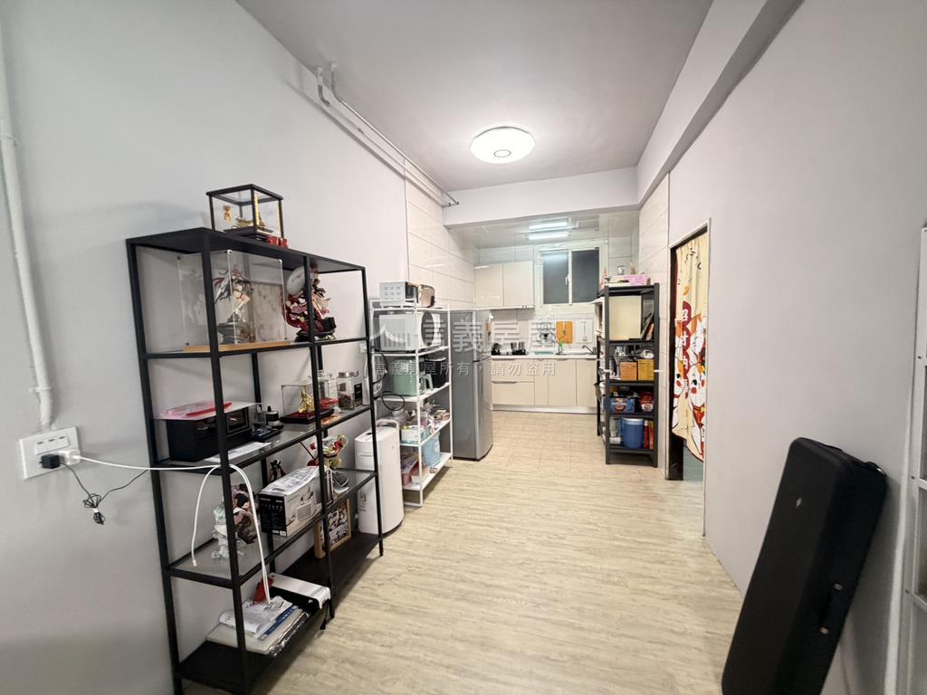 龍岡整新透天房屋室內格局與周邊環境