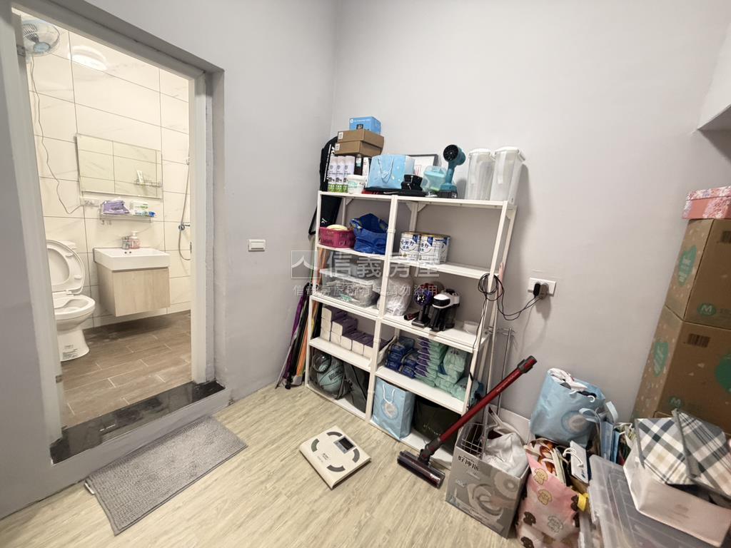 龍岡整新透天房屋室內格局與周邊環境